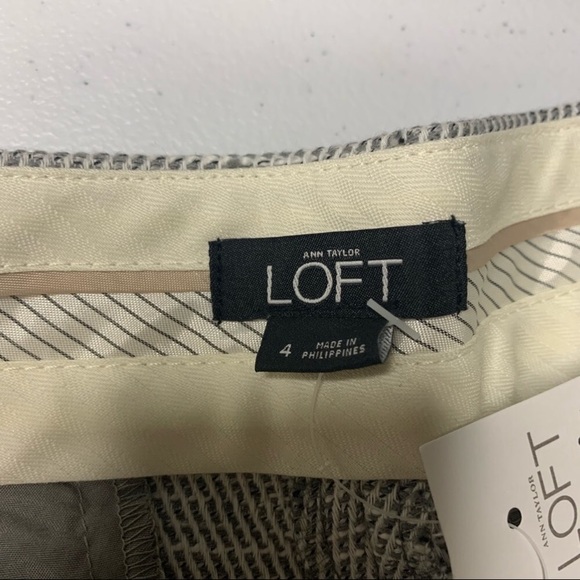 Loft Women Grey Shorts - Picture 3 of 7